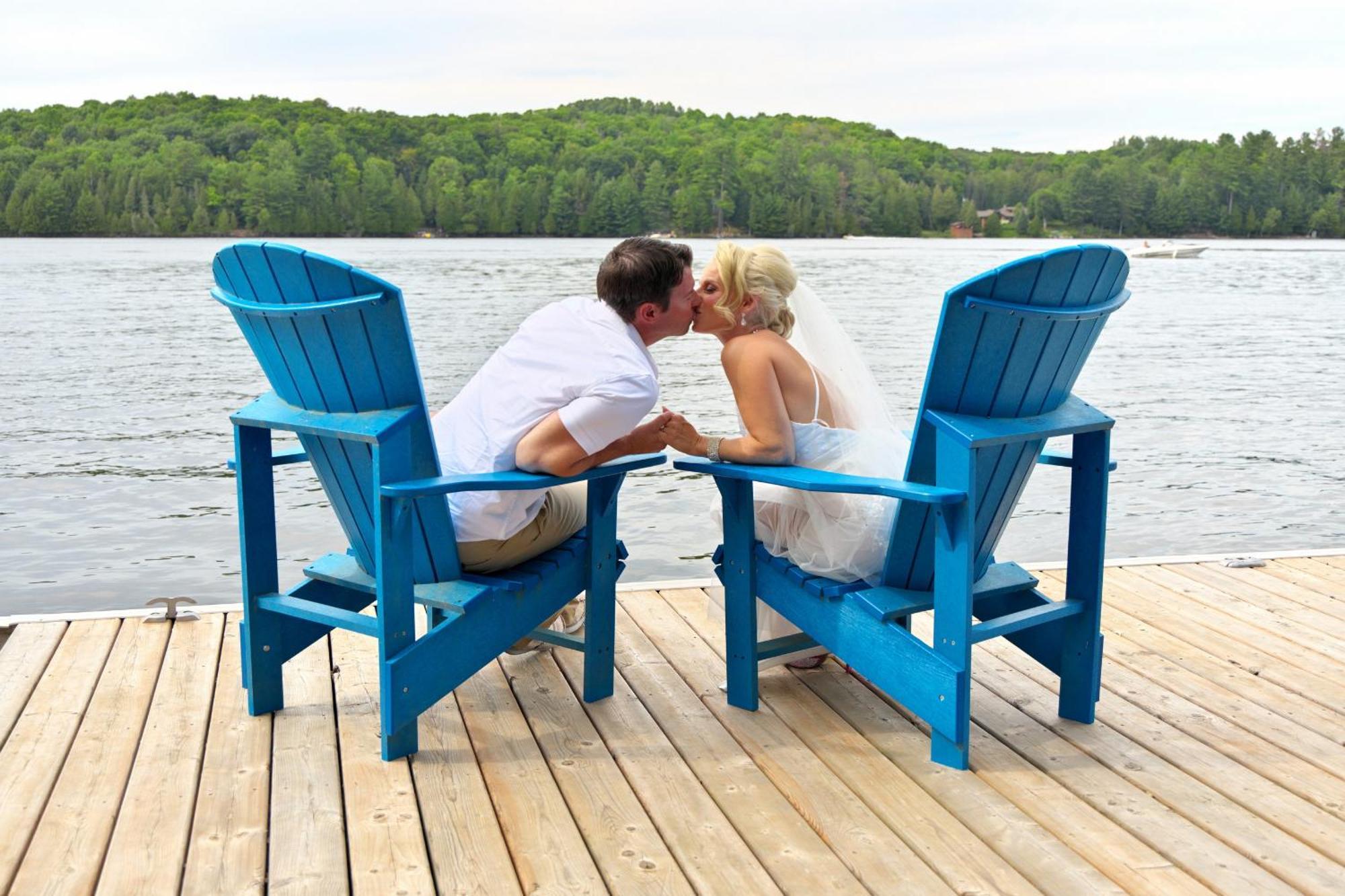 Отель Haliburton Post House Minden Экстерьер фото